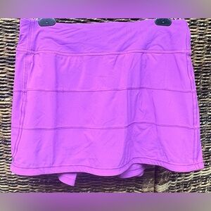 Lululemon‎ Athletica Purple Zipper Detail- Womens size: 8